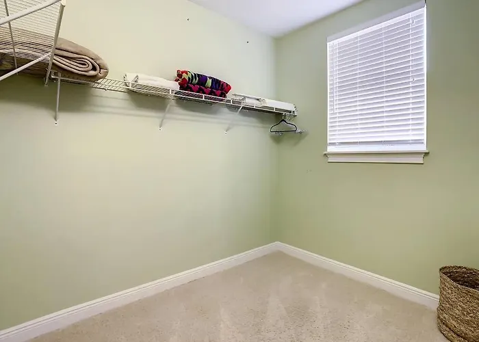 Clearwater Penthouse 5 Min Walk Heated Pool * Clearwater Beach