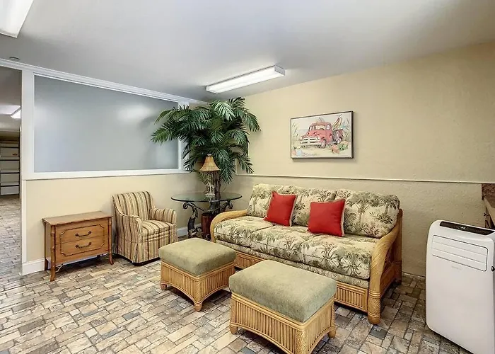 Ferienhaus Clearwater Penthouse 5 Min Walk Heated Pool *