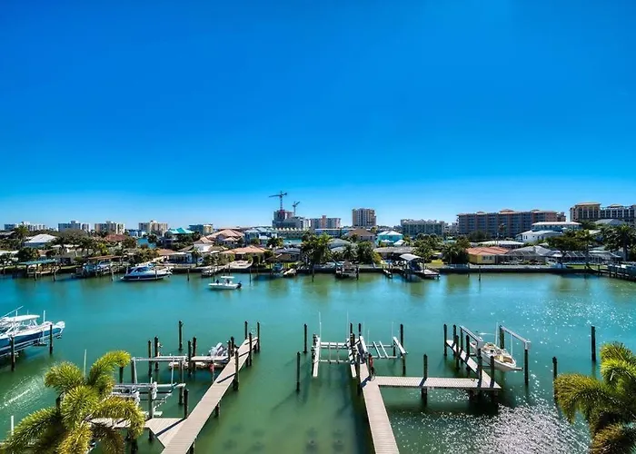 Clearwater Penthouse 5 Min Walk Heated Pool * Clearwater Beach