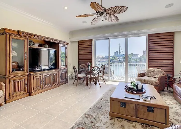 Ferienhaus Clearwater Penthouse 5 Min Walk Heated Pool *