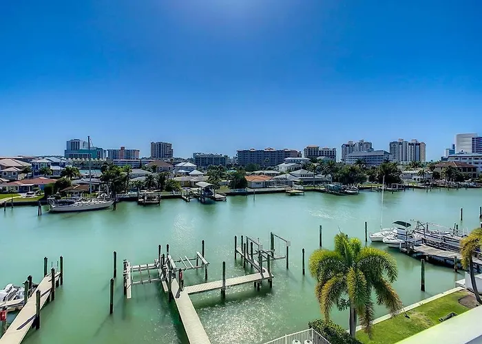 Clearwater Penthouse 5 Min Walk Heated Pool * Clearwater Beach